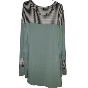 Glitzy Girlz Boutique Long-sleeved Shirt 1x